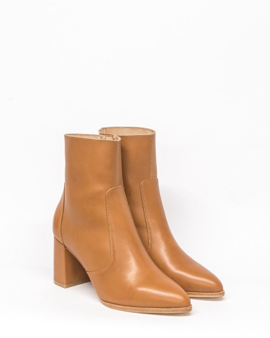 Zoe Kratzmann Lodge Boot-Toffee Leather Boots