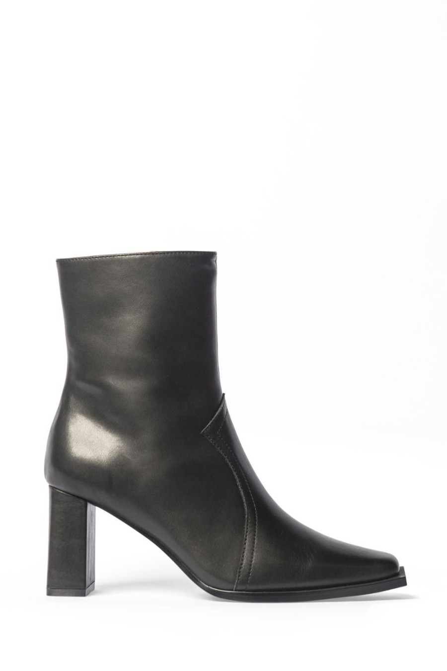 Zoe Kratzmann Esperance Boot-Black Boots