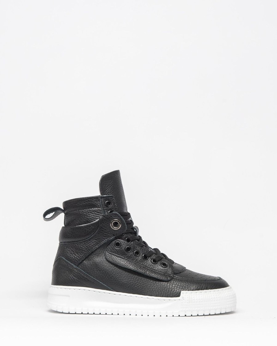 Zoe Kratzmann Vibe Sneaker-Black Leather Sneakers