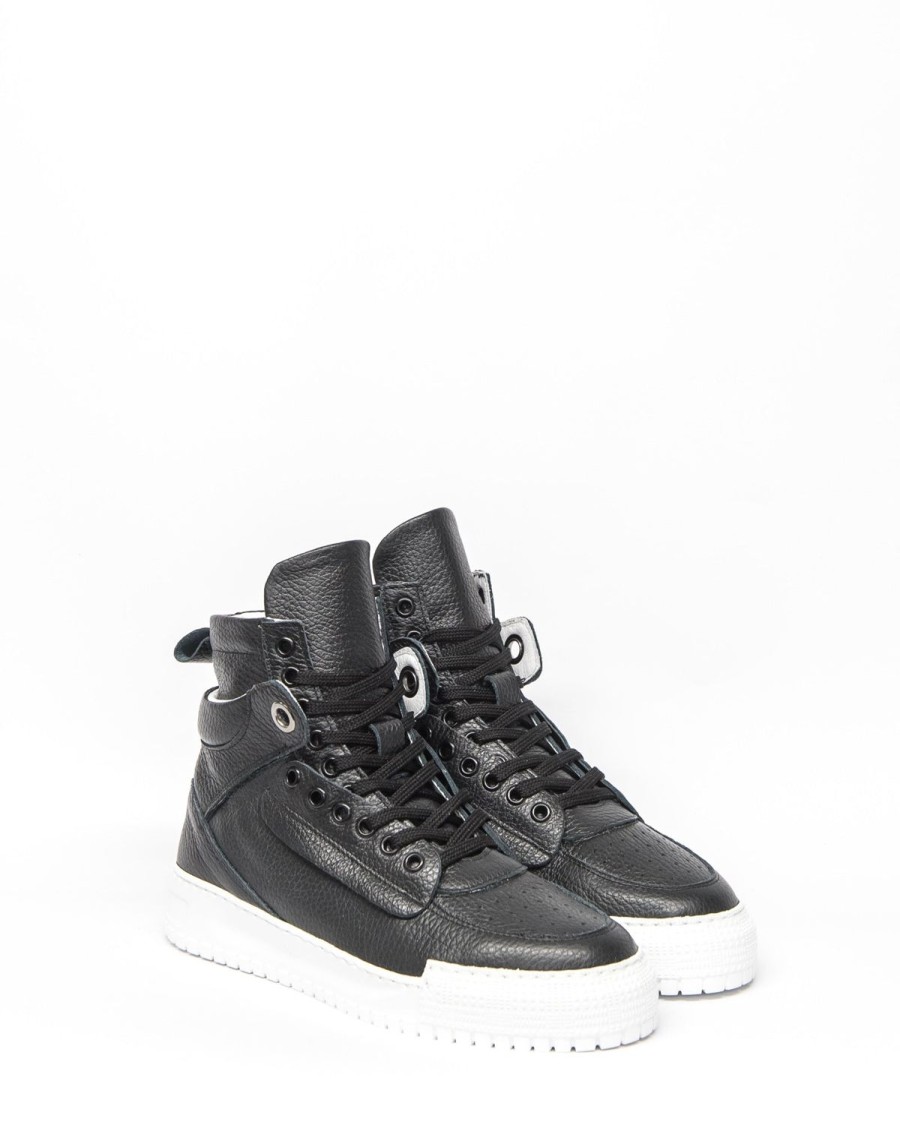 Zoe Kratzmann Vibe Sneaker-Black Leather Sneakers